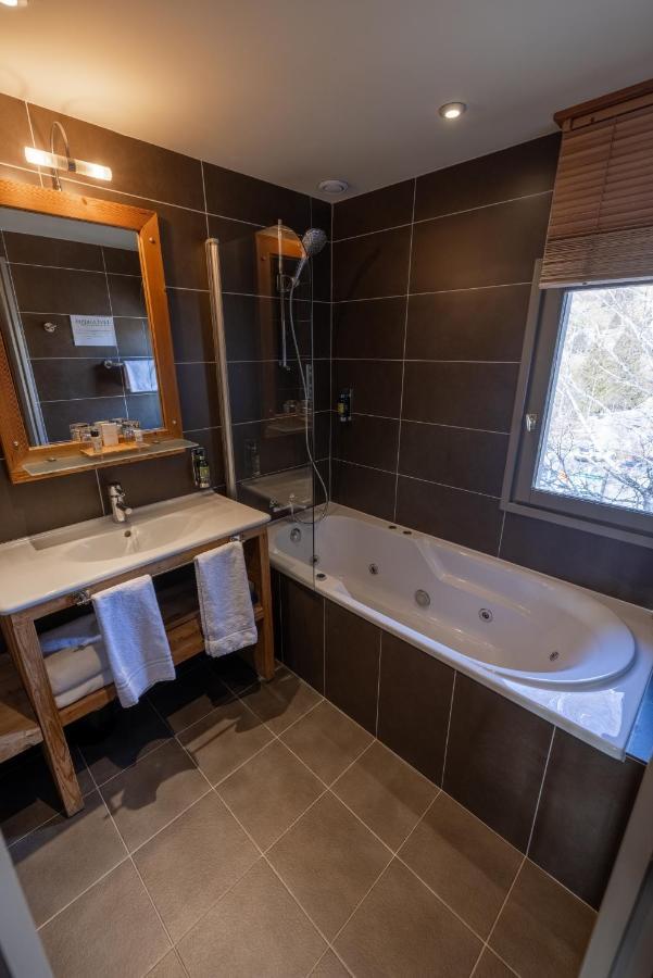 Hotel Et Spa Les Clarines Corrençon-en-Vercors Esterno foto